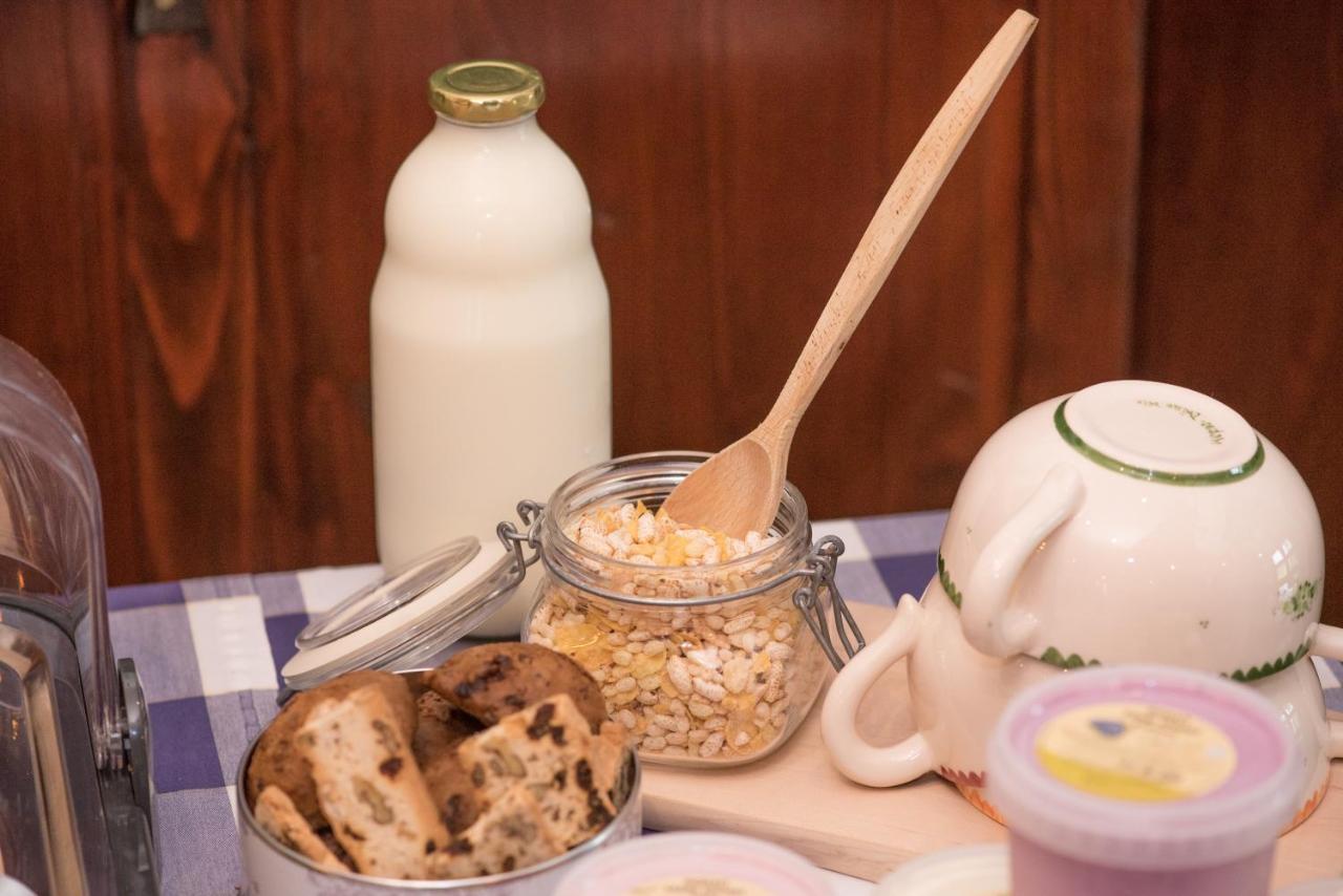 Bed & Breakfast Dvorec Petrovce Ngoại thất bức ảnh